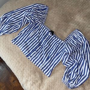 Blue and white stripped balloon sleeve crop top